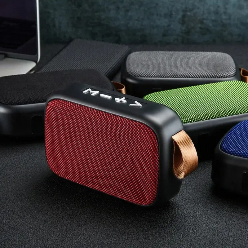 Caixa de Som Bluetooth Portátil com Subwoofer – Recarregável e com Rádio FM Integrado