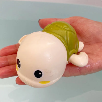 Brinquedo de Banho para Bebê – Pato, Pinguim e Ovo com Pulverização de Água
